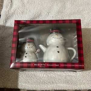 Magenta snowman teapot and honey pot set
